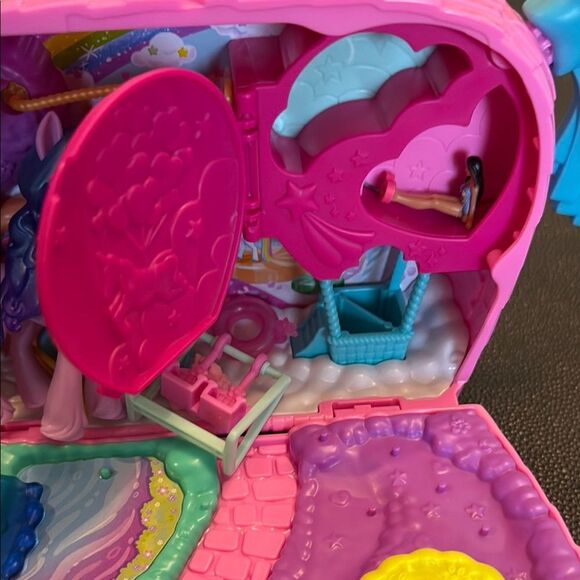Polly Pocket Unicorn Partyland Pink and Blue Kids Toy Set - Picture 14 of 15